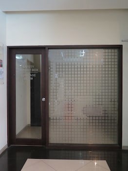 Circle Inn - Iloilo City Center