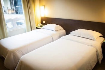 Circle Inn - Iloilo City Center