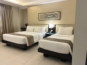 Circle Inn - Iloilo City Center