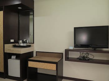 Circle Inn - Iloilo City Center
