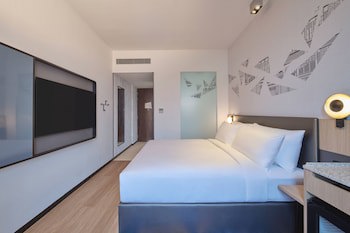 Aloft Singapore Novena