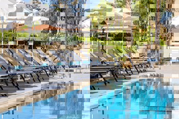 Kapetanios Limassol Hotel