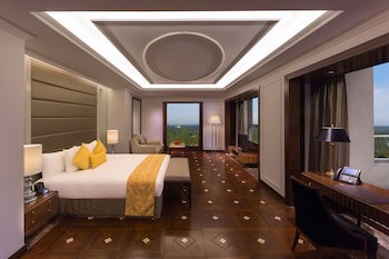 Crowne Plaza Kochi, An Ihg Hotel
