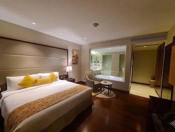 Crowne Plaza Kochi, An Ihg Hotel