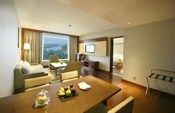 Crowne Plaza Kochi, An Ihg Hotel