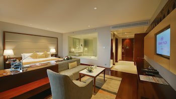 Crowne Plaza Kochi, An Ihg Hotel