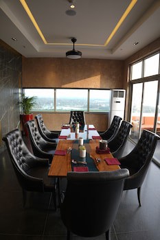 Crowne Plaza Kochi, An Ihg Hotel