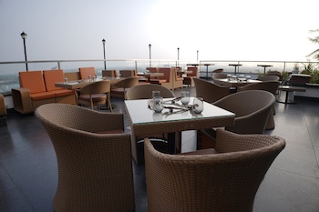 Crowne Plaza Kochi, An Ihg Hotel