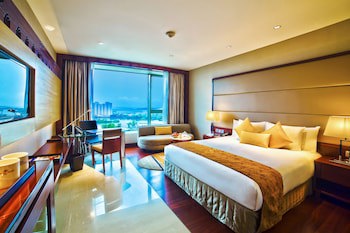 Crowne Plaza Kochi, An Ihg Hotel