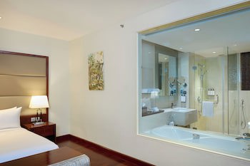 Crowne Plaza Kochi, An Ihg Hotel