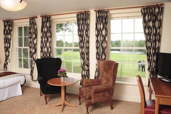 Donnington Grove Country Club