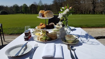 Donnington Grove Country Club