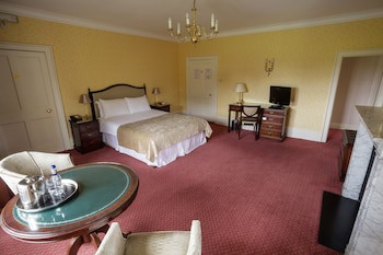 Donnington Grove Country Club