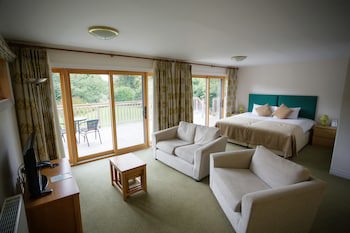 Donnington Grove Country Club