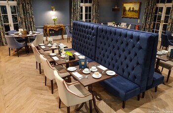 Donnington Grove Country Club
