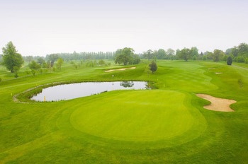Donnington Grove Country Club
