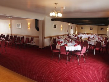 The Elphinstone Hotel