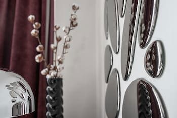 11 Mirrors Design Hotel