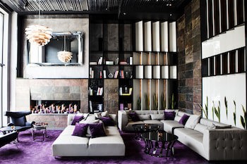 11 Mirrors Design Hotel