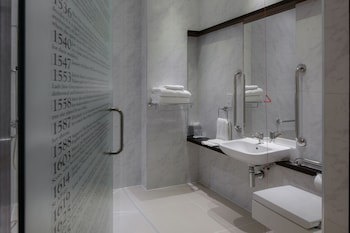Doubletree By Hilton London - Greenwich