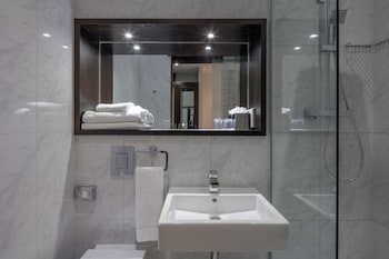 Doubletree By Hilton London - Greenwich