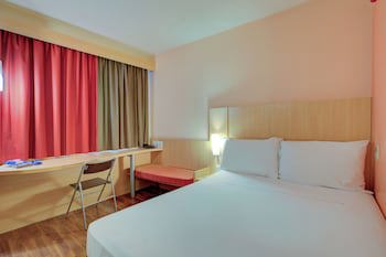 Ibis Vitoria Praia De Camburi