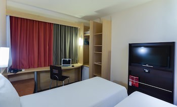 Ibis Vitoria Praia De Camburi