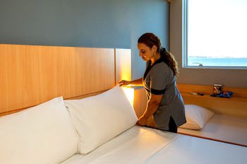 Ibis Vitoria Praia De Camburi
