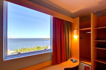 Ibis Vitoria Praia De Camburi