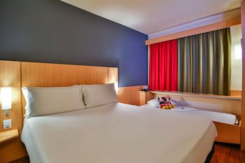 Ibis Vitoria Praia De Camburi