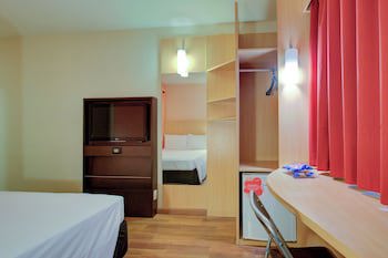 Ibis Vitoria Praia De Camburi