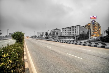 Arra Suites