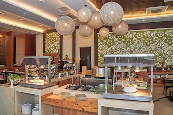 Harolds Evotel Cebu