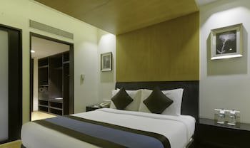 Davanam Sarovar Portico Suites Bengaluru