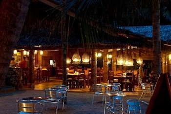Easy Diving And Beach Resort