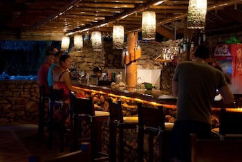 Easy Diving And Beach Resort