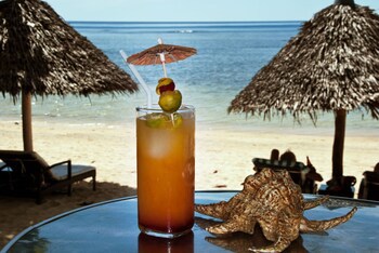 Easy Diving And Beach Resort