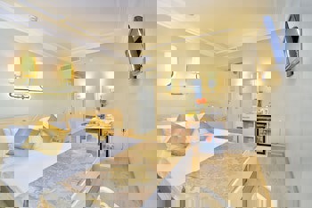 The Time Hotel Old City