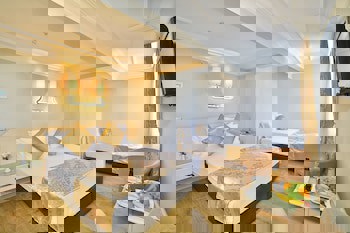 The Time Hotel Old City