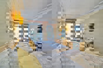 The Time Hotel Old City