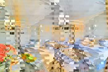 The Time Hotel Old City