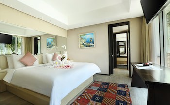 The Akmani Legian