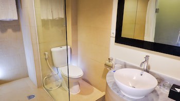 Aston Pluit Hotel & Residence