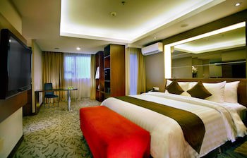 Aston Pluit Hotel & Residence