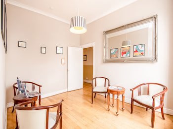 Oyo The Regency, Clifton Bristol