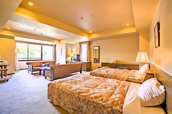 Karuizawa Club Hotel Karuizawa 1130 / Hewitt Resort