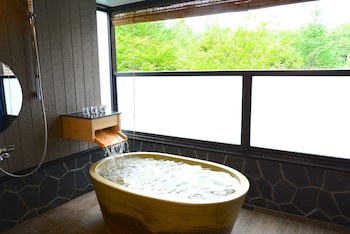 Karuizawa Club Hotel Karuizawa 1130 / Hewitt Resort