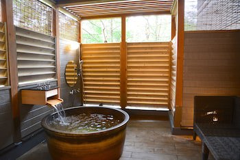 Karuizawa Club Hotel Karuizawa 1130 / Hewitt Resort