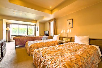 Karuizawa Club Hotel Karuizawa 1130 / Hewitt Resort
