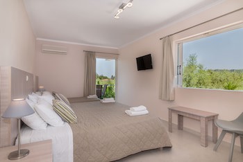 Varres Hotel galeri fotoğrafı